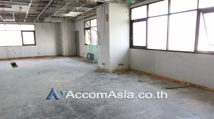 5  Office Space For Rent in Charoennakorn ,Bangkok BTS Krung Thon Buri at Thai Sri Tower AA13711